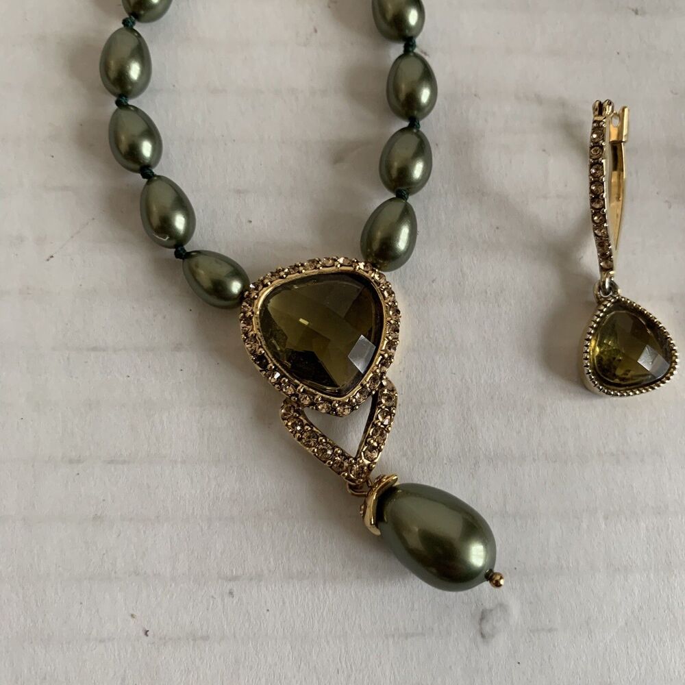 Monet Pearl Necklace Bracelet Dangle Earring Set Sage Green Gold 4 Pc Set - Picture 5 of 10